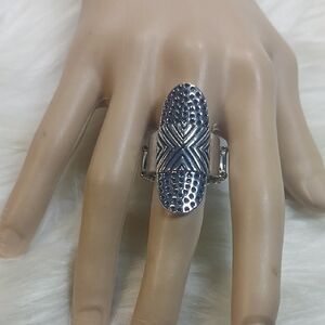 Paparazzi Silver Ring with Bold Black Accents Strech